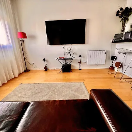 Vasco De Gama : Your Stylish Near Vasco De Gama * Lisbon